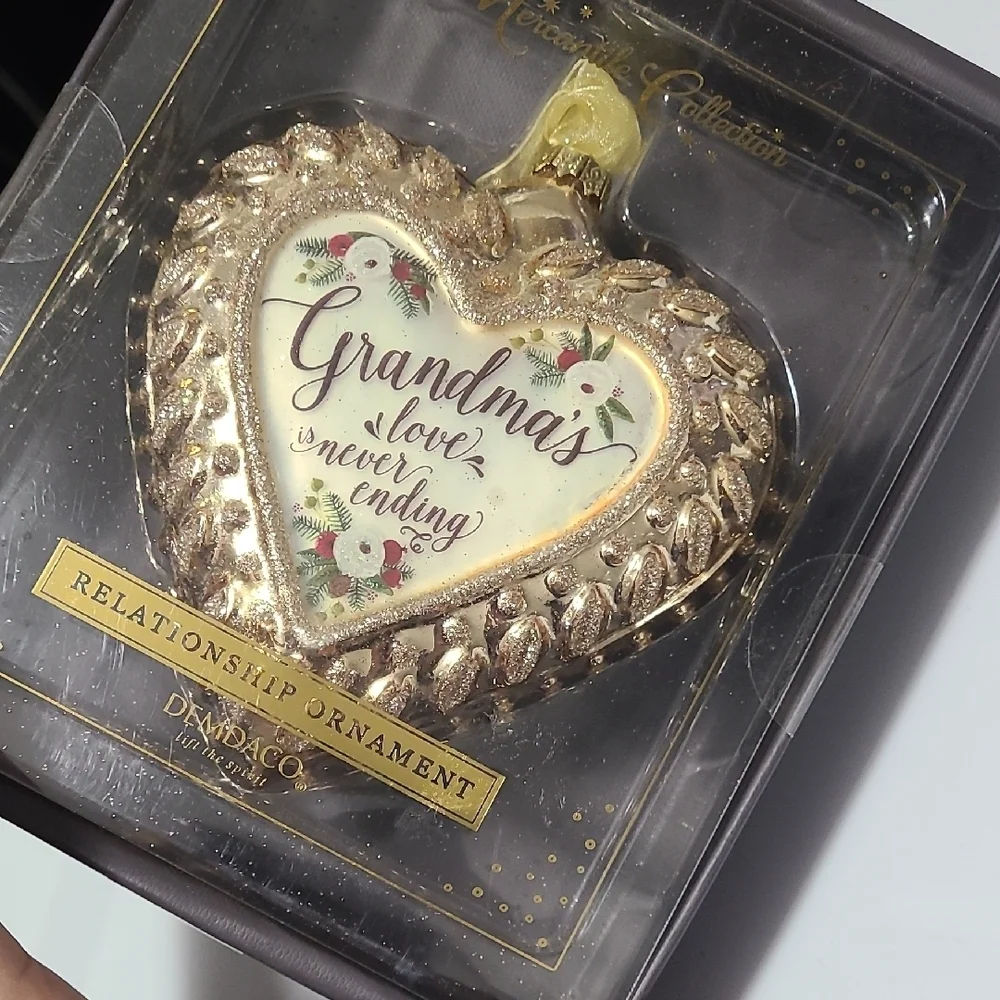 Demdaco gold heart
